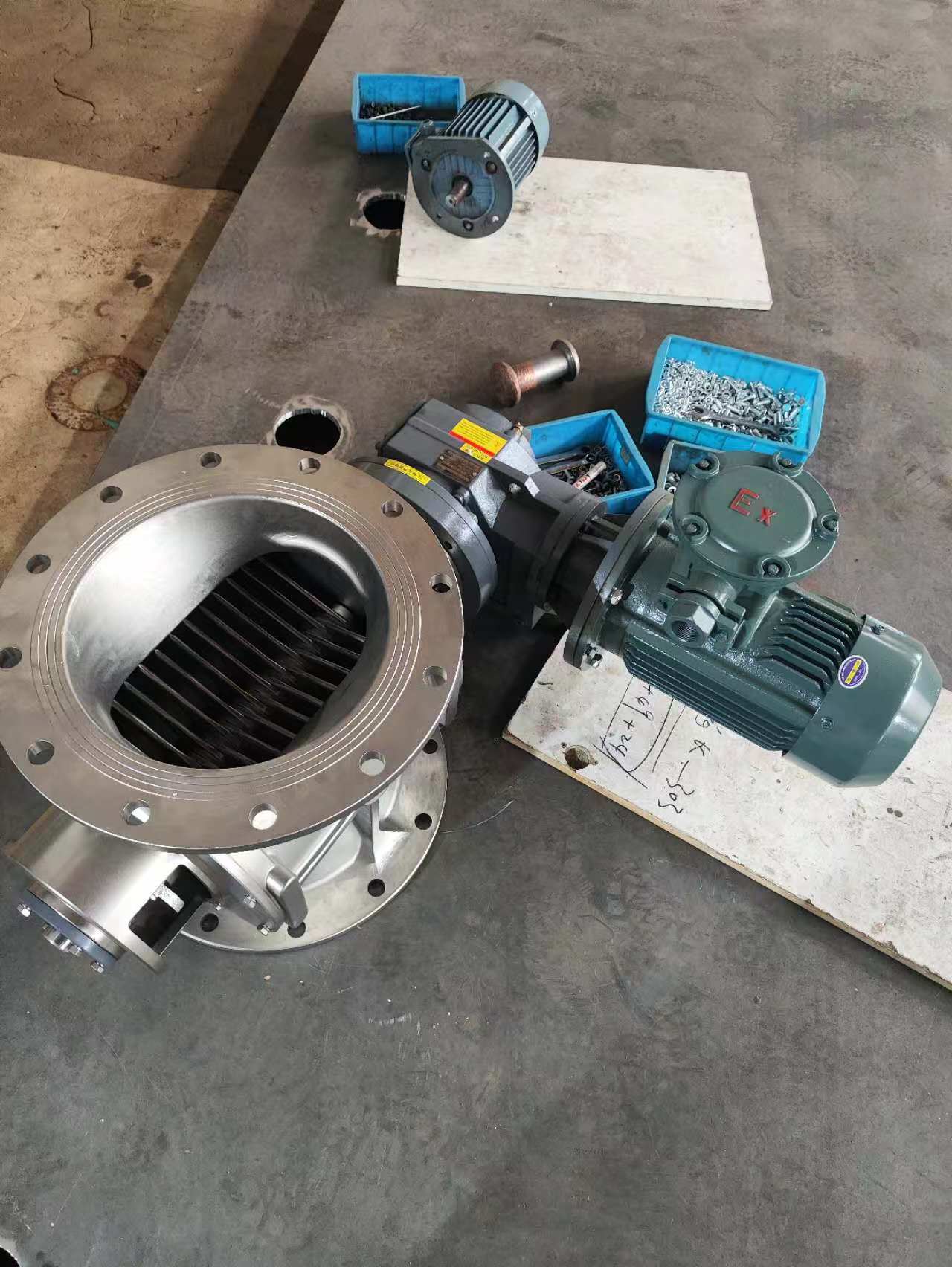 不锈钢破碎关风机